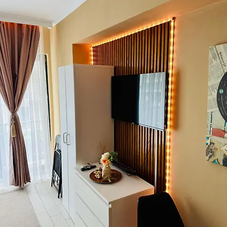 Ayan Desilva Apartment *